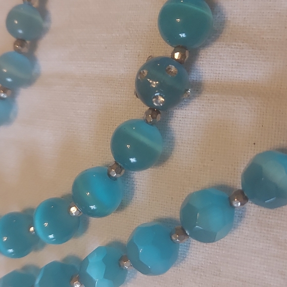 New York and Company Silvertone  and Blue beaded Statment Necklace #24 - Picture 3 of 6